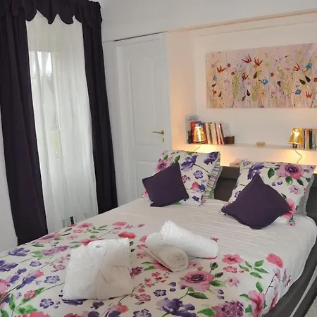 Bed & Breakfast Clos San Gianni Pujols-sur-Ciron