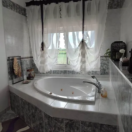 Clos San Gianni Bed & Breakfast Pujols-sur-Ciron